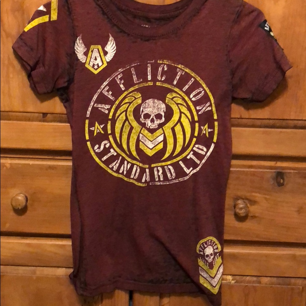 Like new affliction tee shirt women